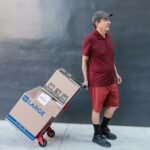 Ar skubios siuntos pristatomos savaitgaliais?