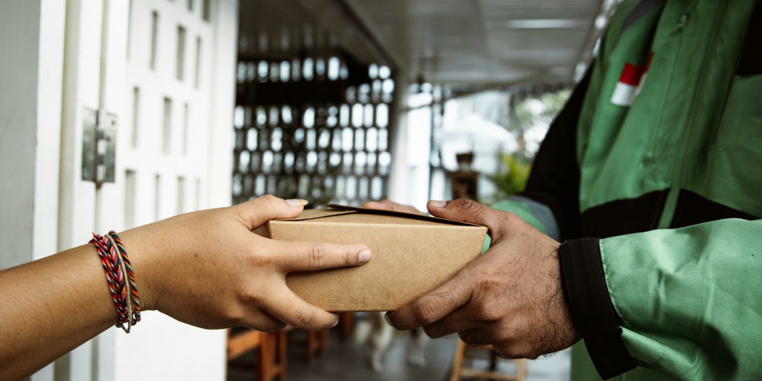 Ar galima siųsti baldus ar buitinę techniką Lietuvoje?