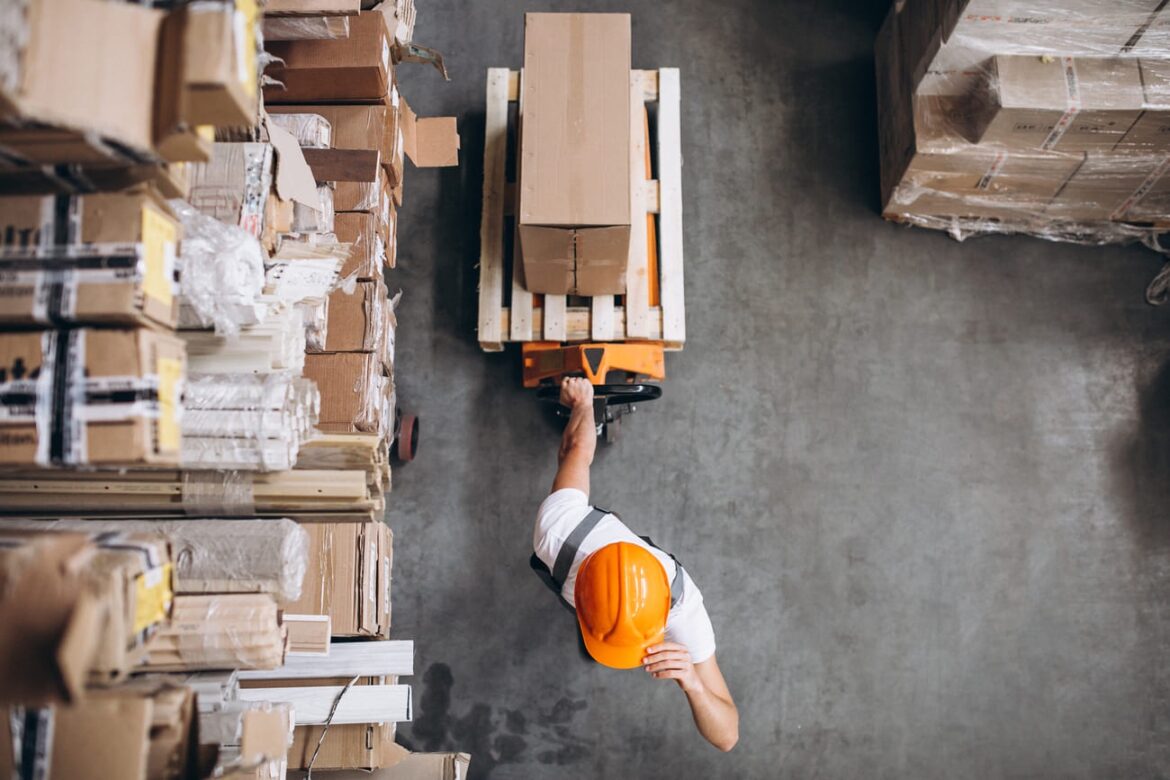 Kas yra logistika: sąvoka, rūšys ir kaip ji veikia